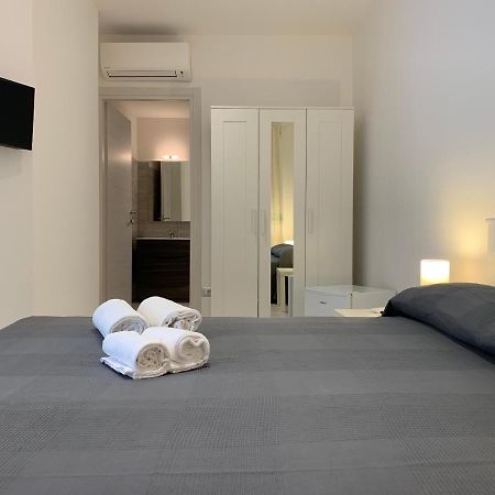 San Paolo Rooms ออลเบีย ภายนอก รูปภาพ