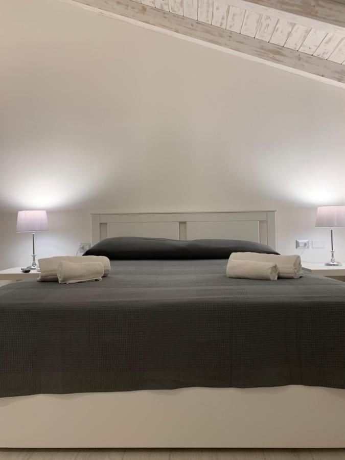 San Paolo Rooms ออลเบีย ภายนอก รูปภาพ
